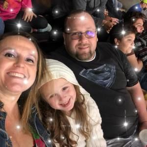 Meet your Posher, Mindy